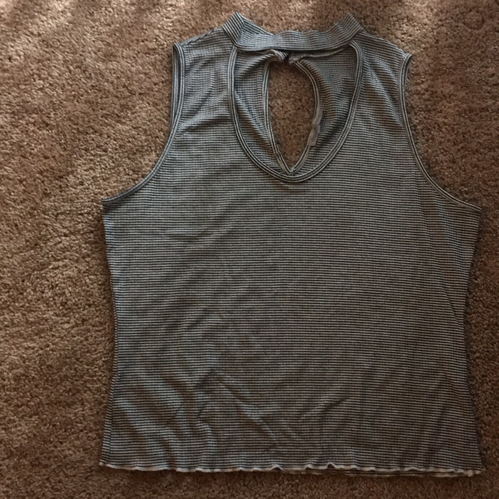 Adorable black and white top